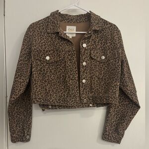 Cali1850. Leopard Print Cropped Denim Jacket